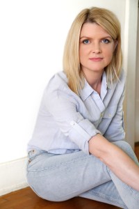 Beth Navarro6847 100dpi